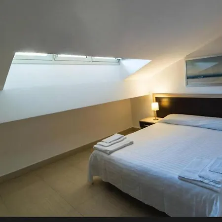 Sirina House Taormina Капсульный отель Кастельмола